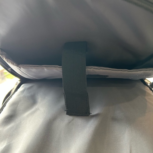 Simpson Pit Backpack - Picture 9 of 12